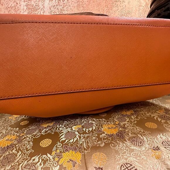Michael Kors Orange Leather Hamilton Large Tote Bag 14”Lx13”Hx5.5D - Picture 7 of 10